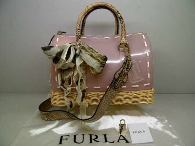 Tas Furla Picnic Premium (kode FUR029) Baby Pink